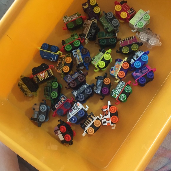 thomas minis 30 pack